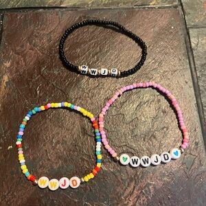 Colorful Beaded WWJD Bracelets Set of 3 💖